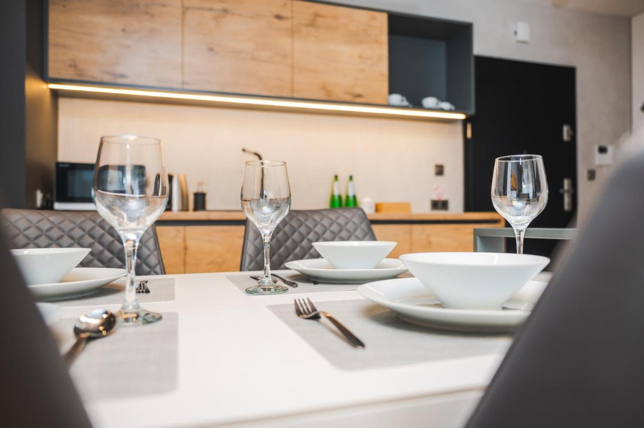Old Town Apartment Chmielna Park 그단스크 외부 사진